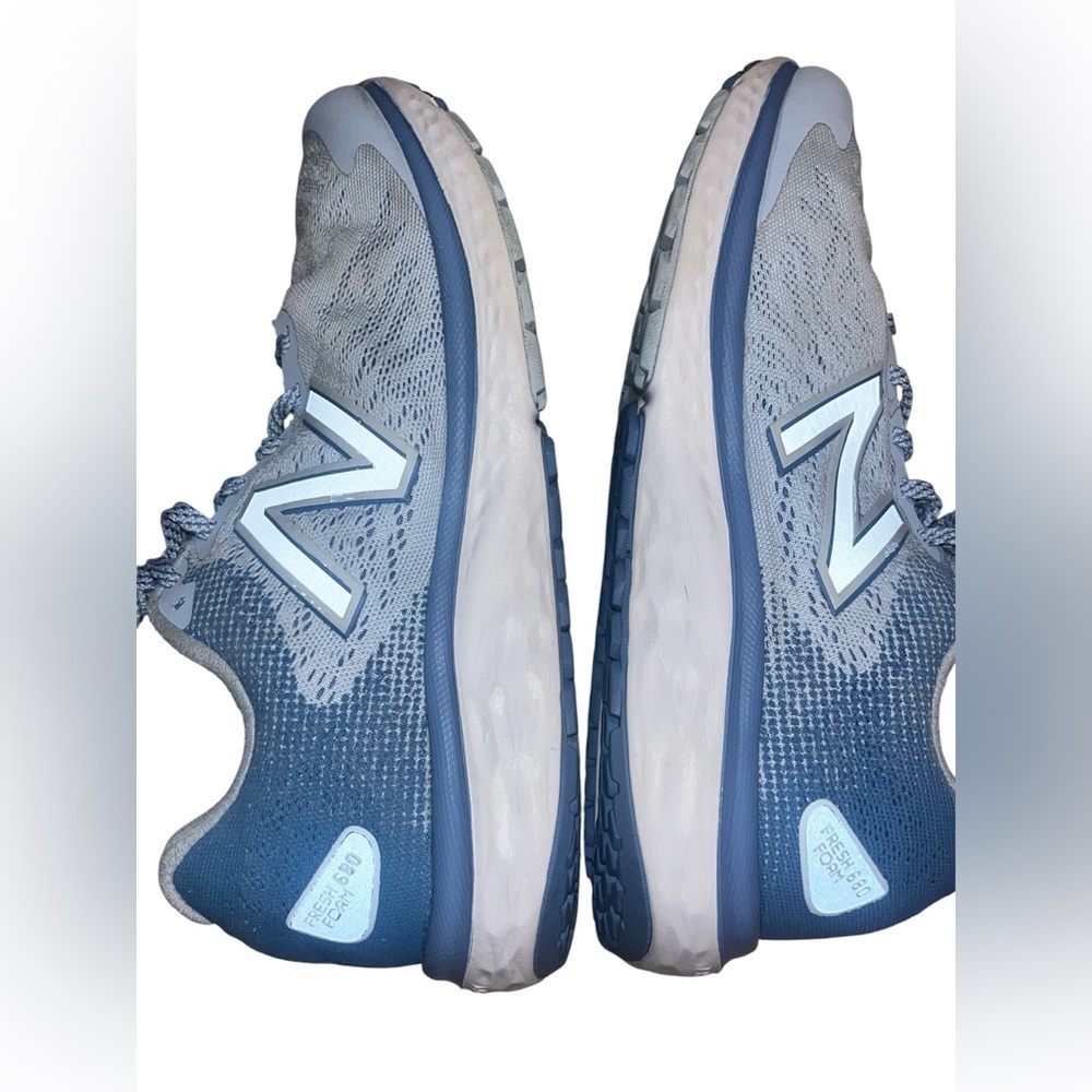 New Balance Women's Sky Blue Athletic Shoes - Picture 4 of 8